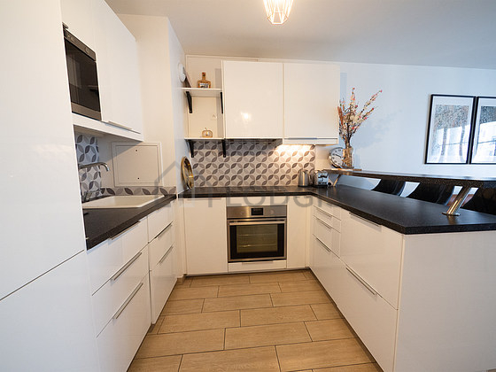 Very bright kitchen