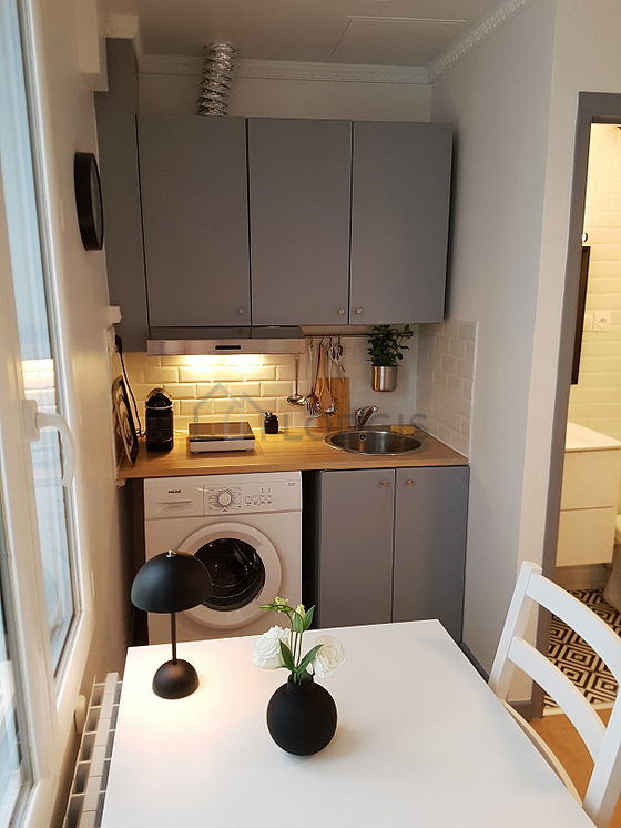 Very bright kitchen