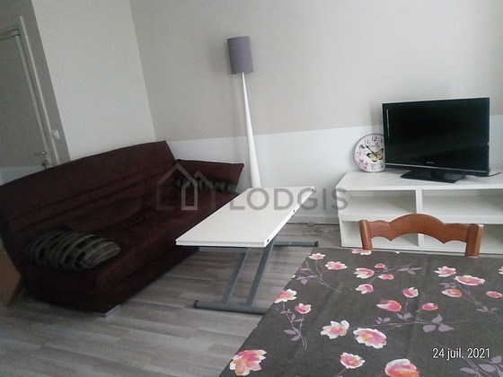 Séjour très calme équipé de télé, 1 chaise(s)
