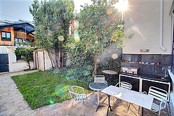 House Malakoff - Yard