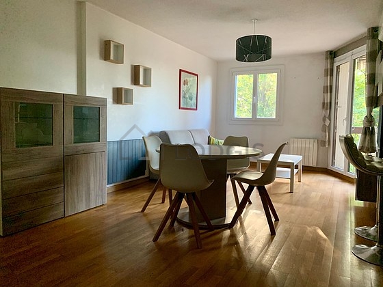 Séjour équipé de air conditionné