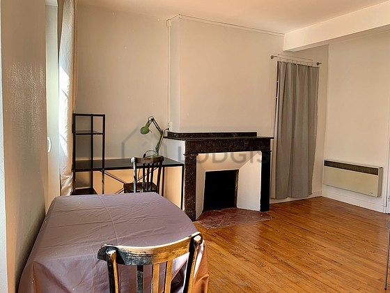 Séjour d'un appartement à Paris