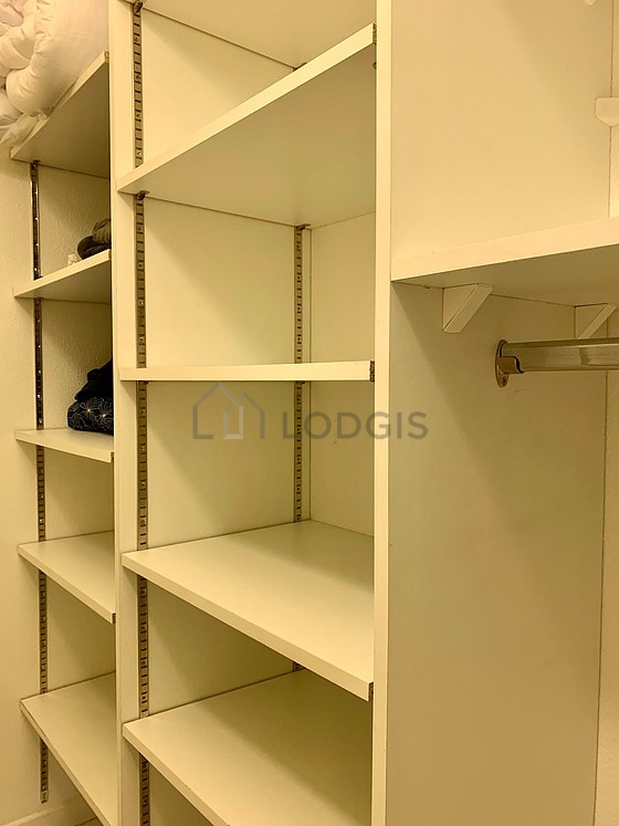 Walk-in closet