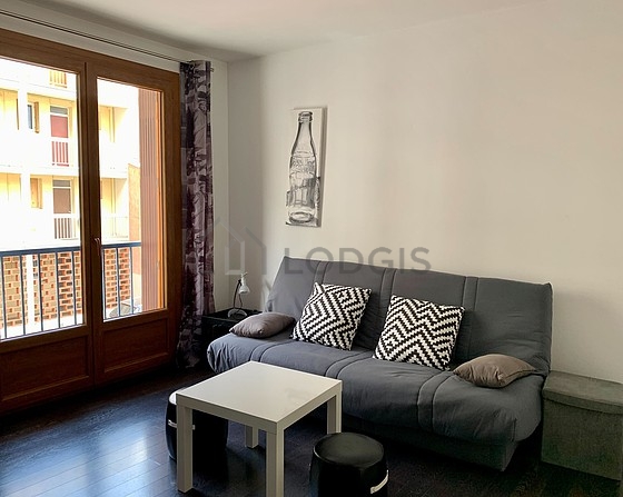 Living room with windows