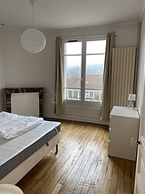 House Palaiseau - Bedroom 