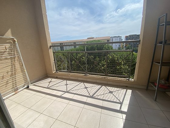 Living room with windows