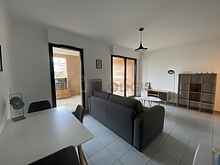 Apartment Pont de l'Arc - Living room