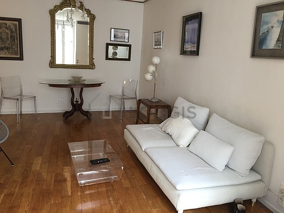 Very bright living room