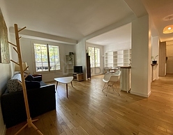 Apartment Paris 19° - Living room