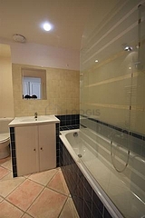 Apartment Paris 4° - Bathroom