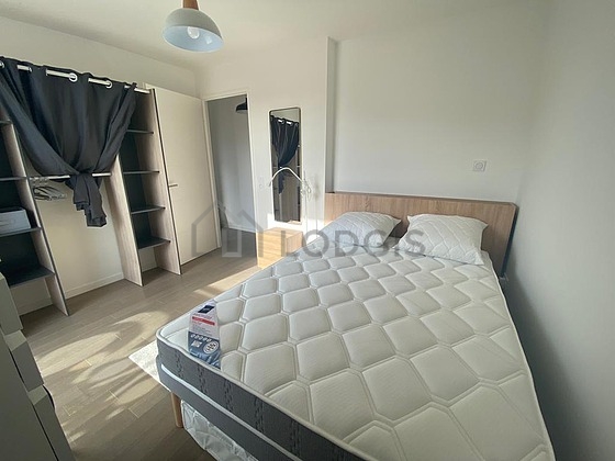 Chambre pour 2 personnes équipée de 1 lit(s) de 140cm