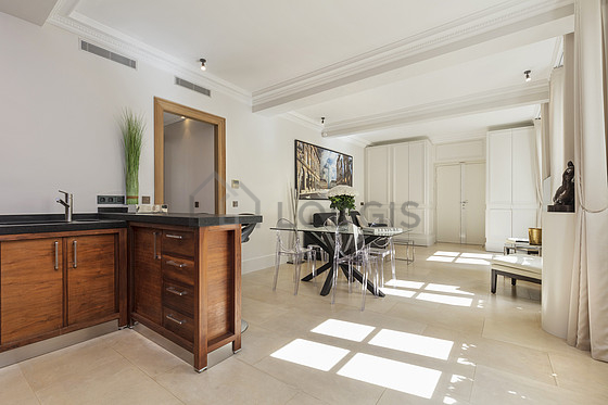 Kitchen where you can have dinner for 2 person(s) equipped with washing machine, dryer, refrigerator, extractor hood