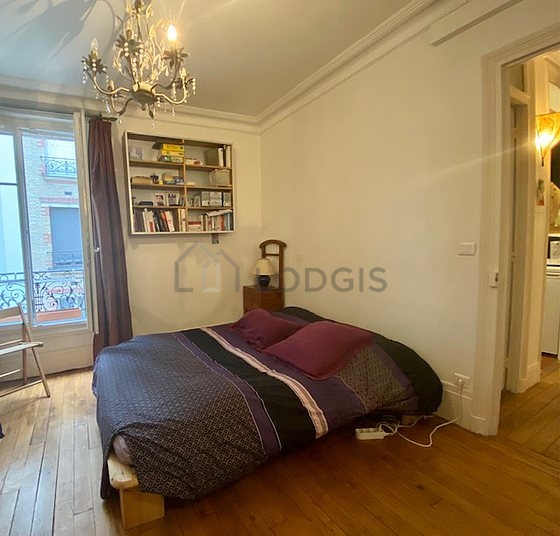 Very quiet bedroom for 2 persons equipped with 1 bed(s) of 140cm