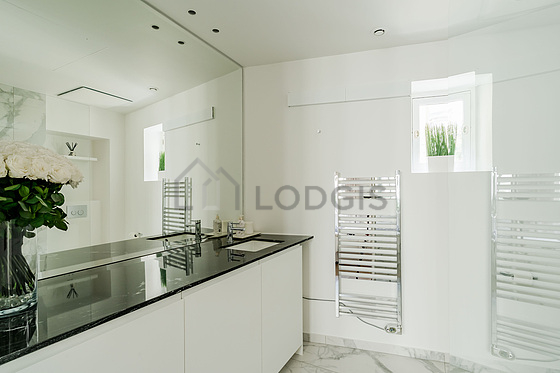 Appartement Paris 1° - 