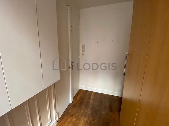 Beautiful entrance with wooden floor