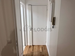 Apartment Paris 20° - Entrance