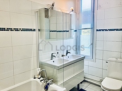 Apartment  - Bathroom