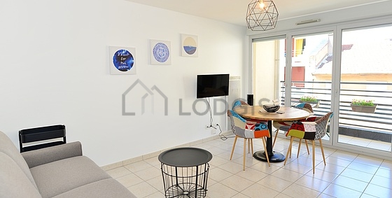 Apartment Nord-Est de Lyon - 