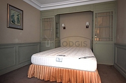 アパルトマン パリ 1区 - ベッドルーム