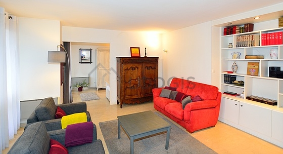 Sitting room of an apartment in Paris