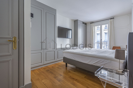 Bedroom with windows