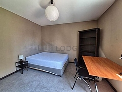 Appartement Nord-Est de Lyon - Chambre 2