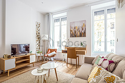 Старинное здание Lyon 6° - Гостиная