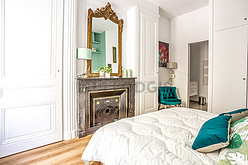 Старинное здание Lyon 6° - Спальня