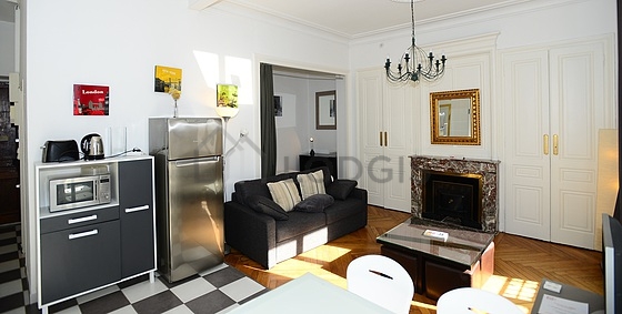 Living room with windows