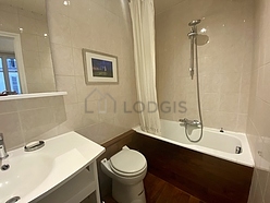 Apartment Paris 4° - Bathroom