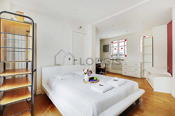 Bedroom with wooden floor