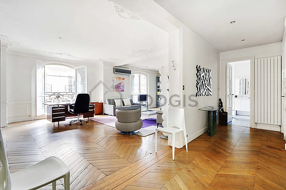 Very bright living room