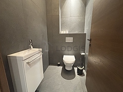 Apartamento Lyon 6° - Sanitários 