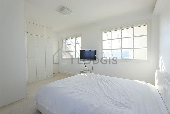 Bedroom with windows