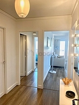 Apartment Paris 19° - Entrance