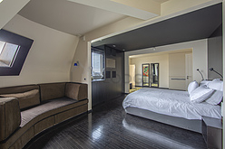 Duplex Paris 16° - Chambre