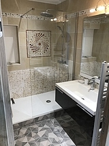 Apartment Marseille - Bathroom