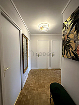 Apartment Paris 20° - Entrance