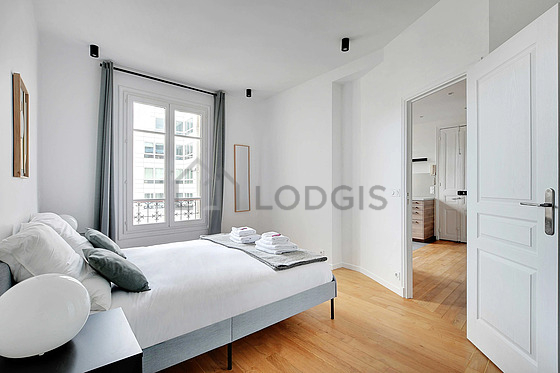 Chambre pour 2 personnes équipée de 1 lit(s) de 140cm