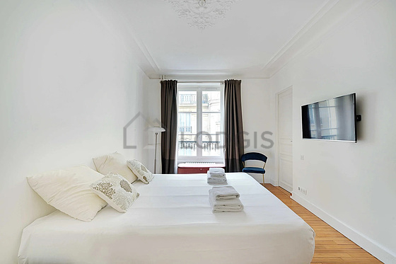 Bedroom for 2 persons equipped with 1 bed(s) of 140cm