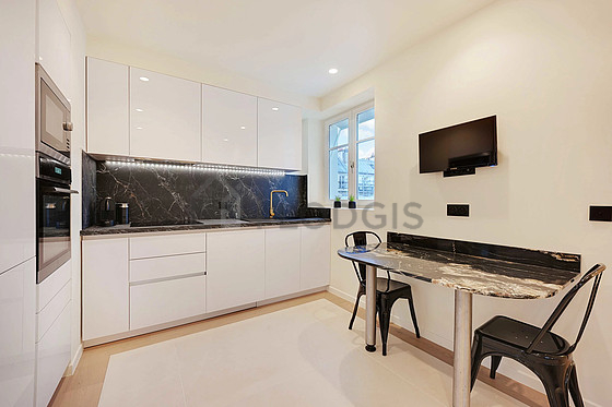 Appartement Paris 8° - 