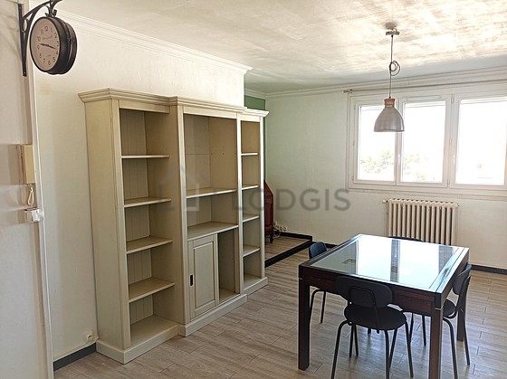 Very bright living room