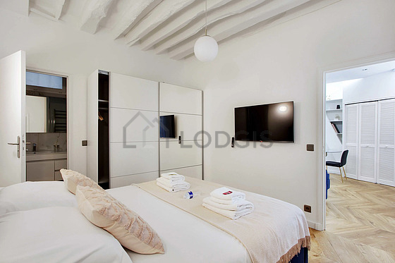 Bedroom for 2 persons equipped with 1 bed(s) of 140cm