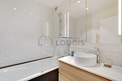 Apartment Boulogne-Billancourt - Bathroom