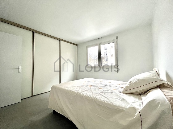 Very quiet bedroom for 2 persons equipped with 1 bed(s) of 140cm