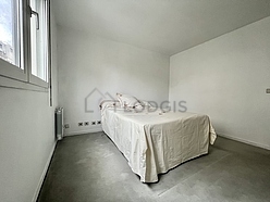 Apartment Paris 20° - Bedroom 