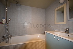 Appartement Paris 1° - Salle de bain 2