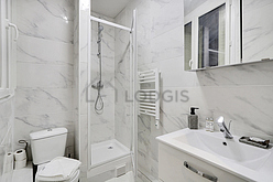 Apartment Paris 4° - Bathroom