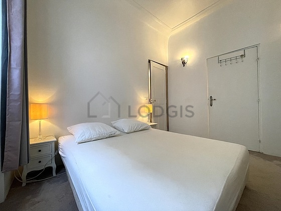 Bedroom for 2 persons equipped with 1 bed(s) of 160cm