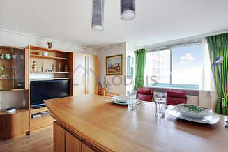 Commerce Paris 15° 2 bedroom Apartment